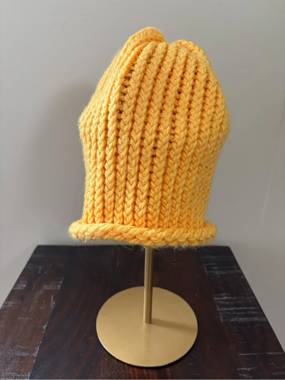 N/A soft yellow